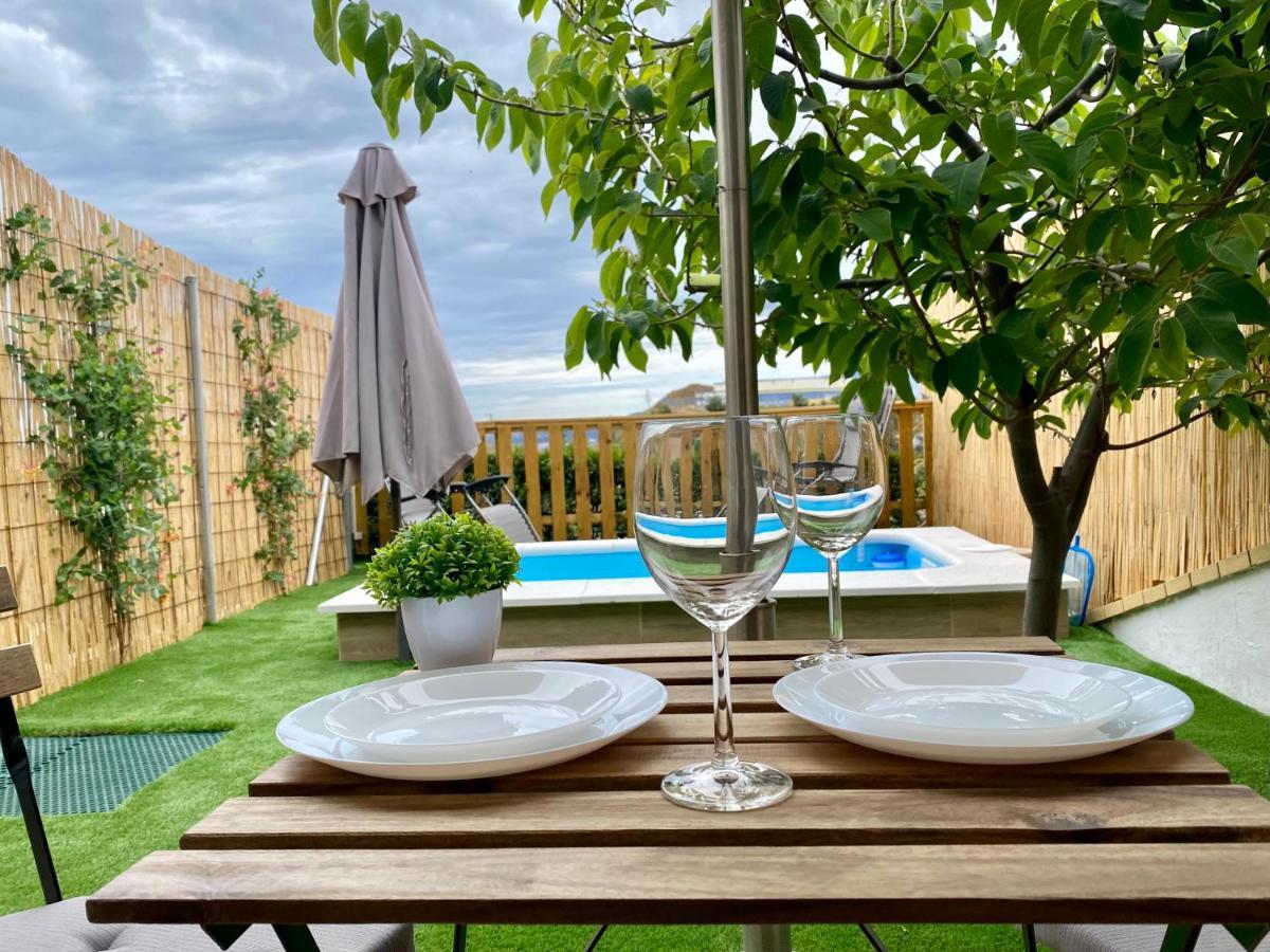 Suite Breeze - Private Heated Pool Malaga Bagian luar foto