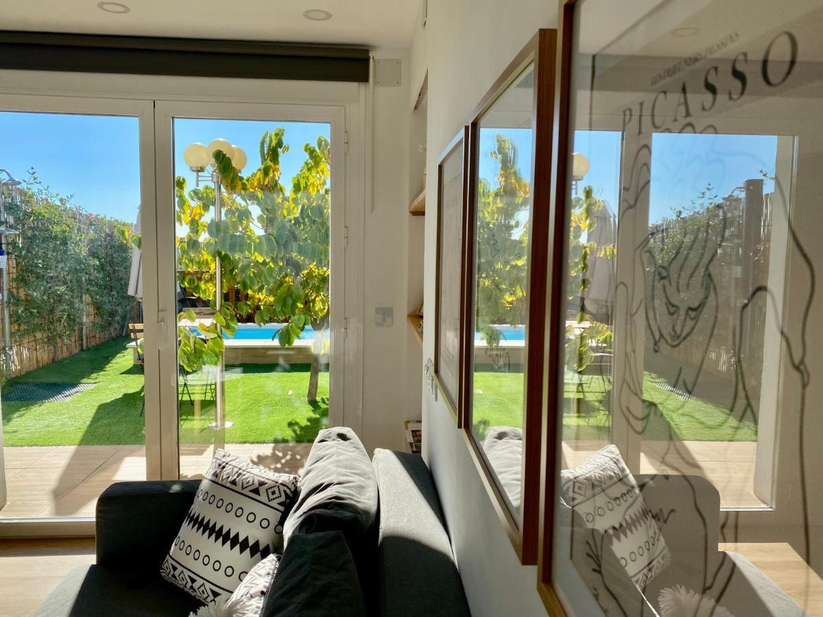 Suite Breeze - Private Heated Pool Malaga Bagian luar foto